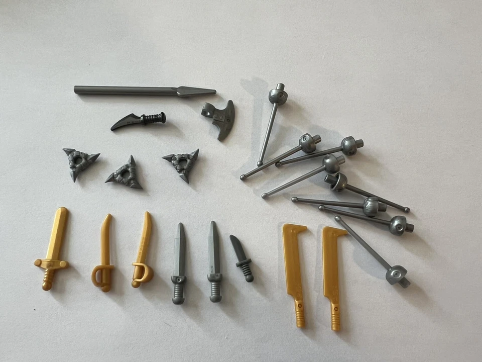Lego Lote De Armas Espadas Espada Lanza Oro Gris Plata Metálico  Foto 1 de 1