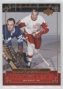 2004-05 Upper Deck Legends Classics Gordie Howe #27 HOF