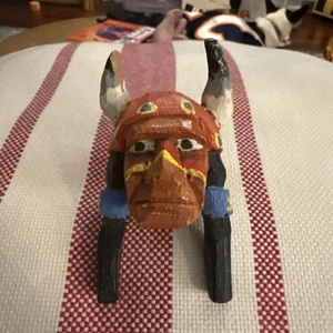 FRÜHES HANDGESCHNITZTES HOLZ INDIANERHÄUPTLING BSA HALSTUCH DIA Adler Pfadfinder Choby - Bild 1 von 3