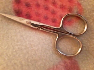 Stainless Steel Eyebrow Eyelash Remover Trimmer Curved Edge Scissor Makeup Tool - Picture 1 of 6