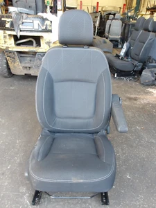 RENAULT TRAFIC DRIVERS SEAT WITH ARM REST 2015 - 2019 VAUXHALL VIVARO - Picture 1 of 6