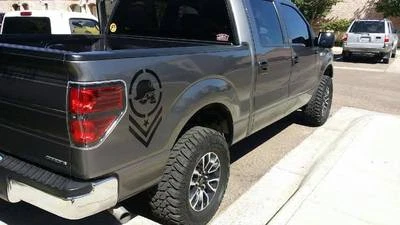 2 calcomanías de metal Mulisha 12x19" vinilo gráfico pegatina ventana camión caja ventana coche Foto 1 de 4