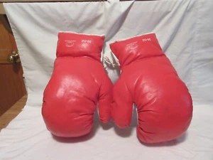 Gebrauchte Defender U.S.A. rot & weiß Vinyl Leder Boxhandschuhe - 20 Oz. - Bild 1 von 5