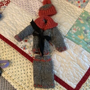 3 Piece Grey Knit Outfit For Barbie - Picture 1 of 5