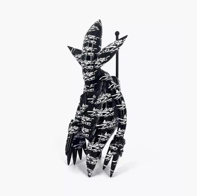 FIGURA POINTMAN Marc Jacobs x Futura FL-001 40 Aniversario Monograma H 30cm Foto 1 de 4