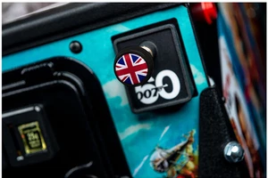 James Bond 007 Pinball Shooter Knob - Picture 1 of 1