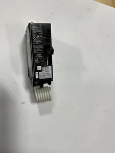 Siemens 30 Amp BLF2 GFCI 10KA 120V  1 POLE - Picture 1 of 4