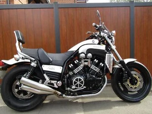 YAMAHA VMAX 1200 * OLD SCHOOL GEM * 10600 MILES FROM NEW * ALL OLD MOT'S *1998 - Picture 1 of 24