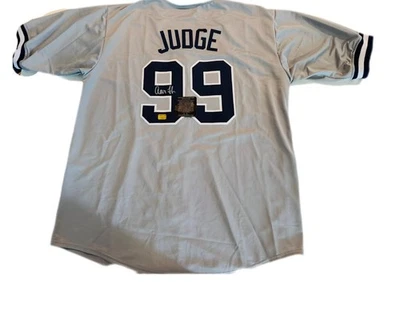 Camiseta firmada por Aaron Judge de los Yankees de Nueva York con certificado de autenticidad autógrafo Holo #99 GOAT🔥🔥 Foto 1 de 4