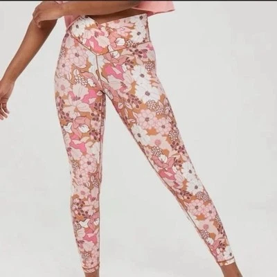 OFFLINE By Aerie Real Me High Waisted Crossover Ankle Legging Size XS RT$45 NWOT - Image 1 of 4