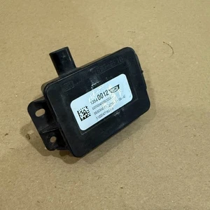 2019 - 2025 Cadillac XT4 Premium Rear Closure Hands Free Lamp Module 13540012 - Picture 1 of 5