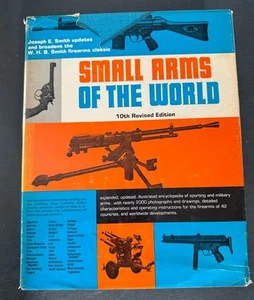 SMALL ARMS OF THE WORLD Illustrated Encyclopedia, Smith & Smith VG+ to Near Fine - Bild 1 von 19