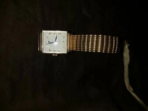 Vintage Great 14k Yellow Gold Mepa 17 Jewels Wrist Watch - Picture 1 of 5