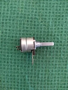 Potentiometer - Miniature RS - 4 K Ohms + On/Off Switch - See Item Description - Picture 1 of 5