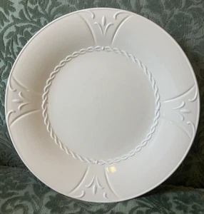 4 piatti rotondi Lenox Butler's Pantry Patisserie 11,25" avorio/crema rari - Foto 1 di 3