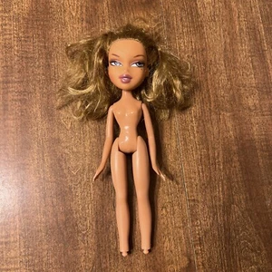 Muñeca desnuda MGA Bratz Nighty Nite Yasmin - Imagen 1 de 5