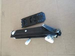 2005 MERCEDES-BENZ CLK 320 CONVERTIBLE SPARE TIRE JACK & WHEEL CHOCK STOPPER - Picture 1 of 7