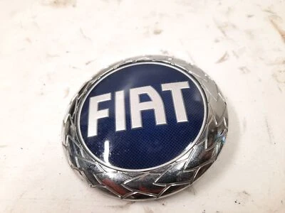 Emblem Logo Firmenzeichen Frontemblem Fiat Punto Doblo Stilo Panda 46832366 - Bild 1 von 3
