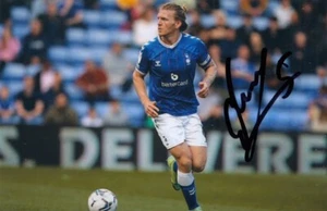 Carl Piergianni Hand Signed Oldham Athletic 6x4 Photo Football Autograph - Imagen 1 de 1