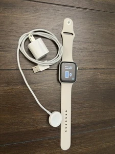 Apple Watch Series 5 44mm (GPS) Aluminum Silver White Sport Band - Good - Picture 1 of 7