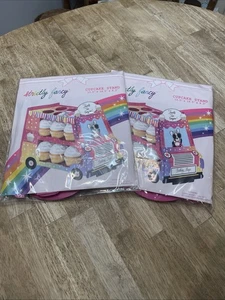 Streng ausgefallen Marke Lisa Frank inspiriert Cupcake Halter Herzstück NEU Menge 2 - Bild 1 von 15