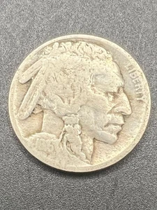 Buffalo Nickel-1916 - Picture 1 of 3