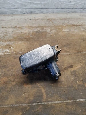 1993 93 91-93 HONDA NIGHTHAWK CB750 FRONT BRAKE MASTER CYLINDER RESERVOIR  - Image 1 of 4