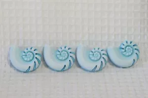 Novelty Buttons (new) 15/16" (4) NAUTILUS SHELL - BLUE - Picture 1 of 1