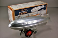 GRAF ZEPPELIN 1930 AIR SHIP ALUMINIUM Schylling TIN TOY NEAR MINT & BOX Vintage