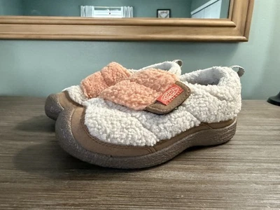 Большие дети Keen Howser надежном стриженный мех уличная обувь кроссовки размер 1Y - Изображение 1 из 4