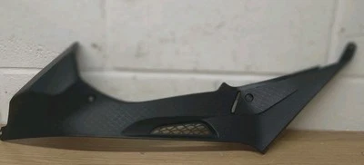 Relleno de carenado del tanque de combustible lateral izquierdo BMW S1000RR HP4 2010-2014 46637715925 Foto 1 de 4