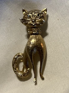 Vintage Les Bernard Katze mit „Smaragd“ Augen und „Diamant“ Halsband Brosche Anstecknadel - Bild 1 von 4