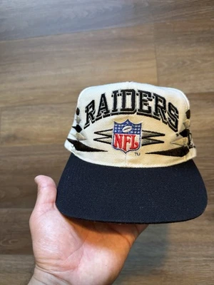 De colección Los Angeles Raiders Logo Atlético Diamante NFL Pro Line Snapback Sombrero  Foto 1 de 4