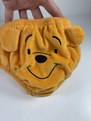 Cubierta de felpa bordada temática Winnie The Pooh 6 meses amarilla Foto 1 de 4