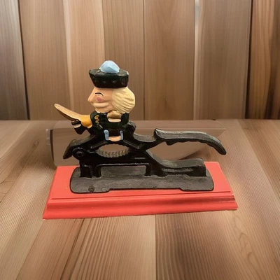 Vtg Toy Soldier Nutcracker King Cast Iron Metal Wood Base Colonial Works - Image 1 of 4