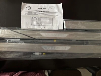 Juego de placas de patada iluminadas originales Nissan Murano 2010-2014 NUEVO OEM Foto 1 de 4