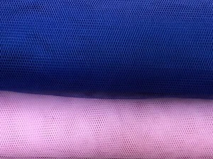 Wabentüll Tüll 3,50 €/m - Bild 1 von 3