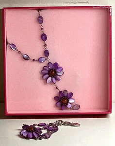BUTLER & WILSON : BOXED VINTAGE NECKLACE LILAC FLOWER DESIGN & MATCHING BRACELET - Picture 1 of 4