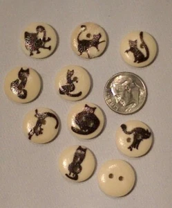 Pkg of 20 BLACK CAT 2-hole Wood Buttons 5/8" (15mm) Scrapbook Craft (3945) - Picture 1 of 3