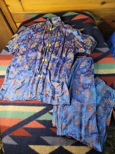 Vtg Plum Blossoms Silk Shirt & Pants Womens XL Chinese Embroidered Blue Sleep - Picture 1 of 15