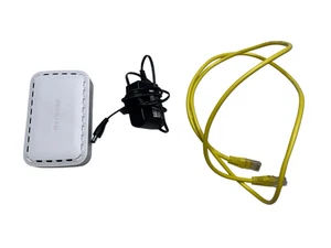 Netgear GS605 5 Port Gigabit Ethernet Switch With Power Adapter Ethernet Cord - Picture 1 of 16