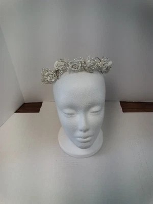 Tocado corona nupcial vintage con cuentas años 80 Foto 1 de 4