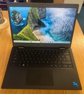 Dell Latitude 3420 14" 11th Gen i5-1135G7 16GB RAM 256GB NVMe Windows 11 Pro - Picture 1 of 5