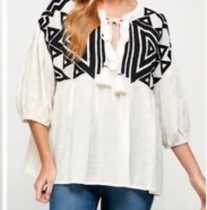 See And Be Seen + Womens Linen Blend Appliqué Top Sz 3X Tan Black Boho Peasant - Picture 1 of 11