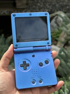 Consola Gameboy Advance SP IPS V2/V5 Regalo Único Camaleón Púrpura Azul Brillante - Imagen 1 de 18