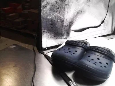 Zueco forrado clásico usado Good_Crocs para niños | Zapatillas, Na_azul marino/carbón_talla 4 niño grande Foto 1 de 4