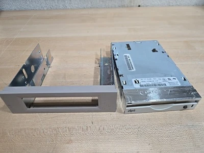 Vintage ZIP100 IOmega IDE (PATA, ATAPI) Z100IDE Floppy Disk Drive Untested AS-IS - Image 1 of 4
