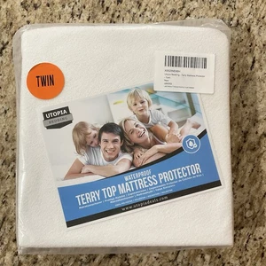 Terry Top Mattress Protector Twin Size - Picture 1 of 3