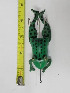 VINTAGE Halik Spotted Frog 3 Hook Fishing Lure with Jointed Articulating Legs - Picture 1 of 4