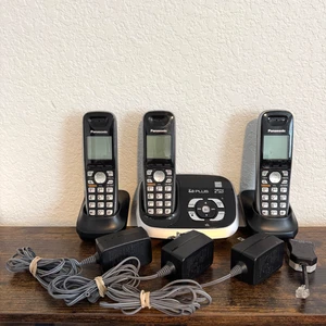 Panasonic Cordless Phone System 3 Handsets Answering Machine 1 Line KX-TG6533B - Picture 1 of 16